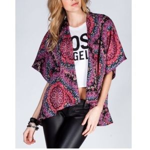 LOTTIE & HOLLY Linear Ethnic Print Kimono